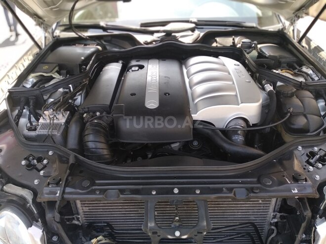 Mercedes E 220 2002, 238,000 km - 2.2 l - Bakı