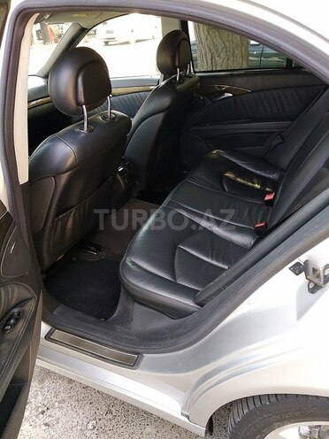 Mercedes E 220 2002, 238,000 km - 2.2 l - Bakı