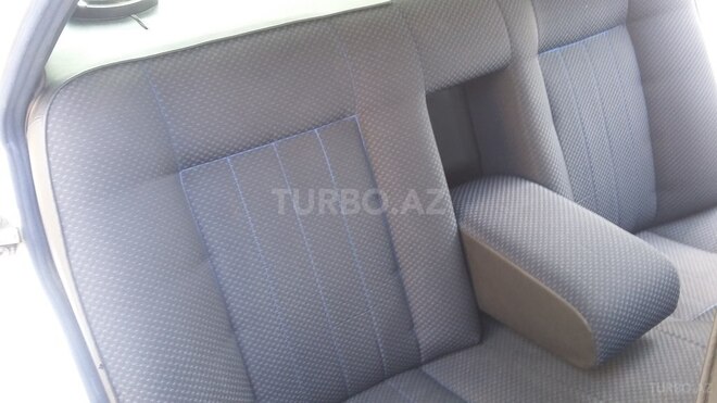 Mercedes E 200 1992, 315,000 km - 2.0 л - Bakı