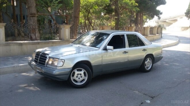 Mercedes E 200 1992, 315,000 km - 2.0 л - Bakı