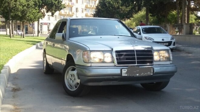 Mercedes E 200 1992, 315,000 km - 2.0 л - Bakı