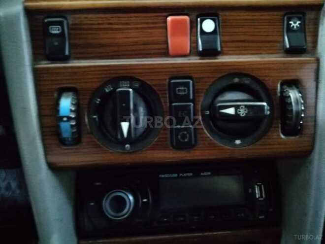 Mercedes E 250 1992, 343,838 km - 2.5 l - Bakı
