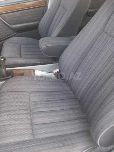 Mercedes E 200 1989, 112,431 km - 0.2 л - Bakı