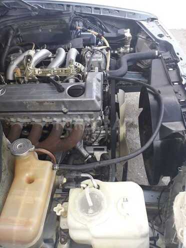 Mercedes E 200 1989, 112,431 km - 0.2 л - Bakı