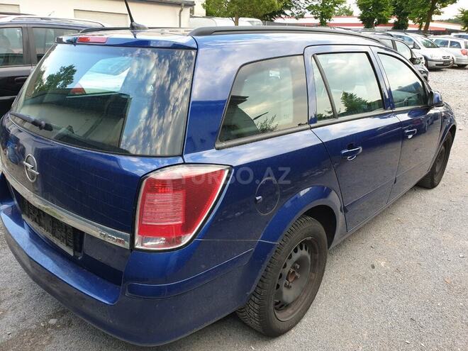 Opel Astra 2007, 200,000 km - 1.7 l - Bakı