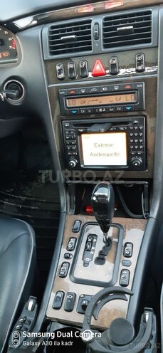Mercedes E 240 1999, 235,000 km - 2.4 l - Salyan