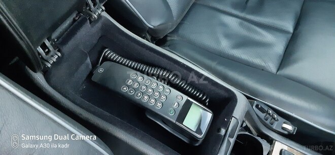 Mercedes E 240 1999, 235,000 km - 2.4 l - Salyan