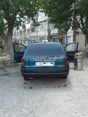 Opel Astra 1995, 190,000 km - 1.7 л - Bakı