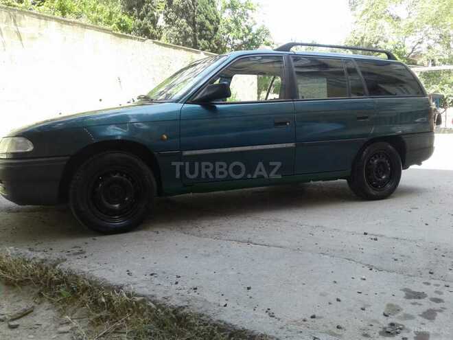 Opel Astra 1995, 190,000 km - 1.7 л - Bakı