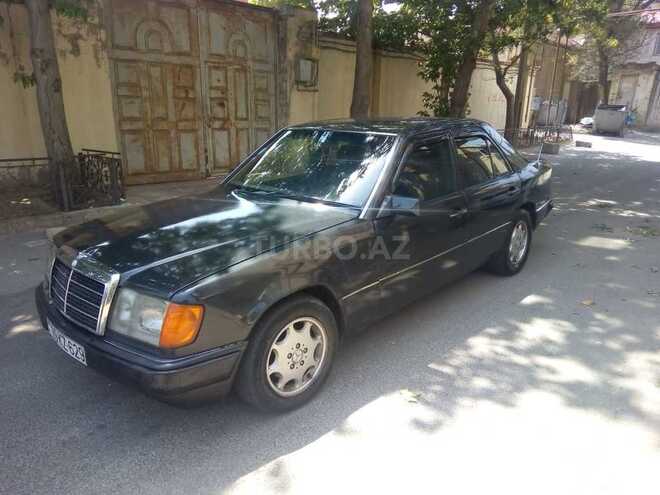 Mercedes E 230 1990, 199,900 km - 2.3 л - Bakı