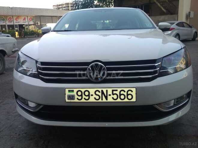 Volkswagen Passat 2015, 72,000 km - 1.8 л - Bakı