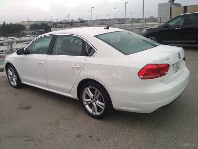 Volkswagen Passat 2015, 72,000 km - 1.8 л - Bakı
