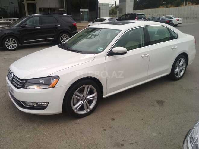 Volkswagen Passat 2015, 72,000 km - 1.8 л - Bakı