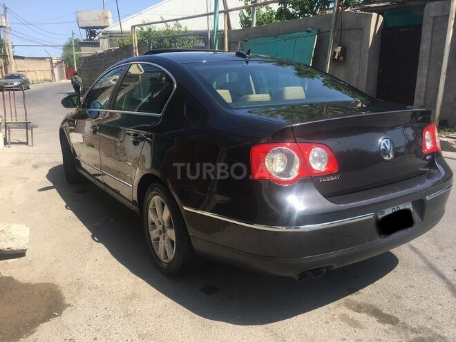 Volkswagen Passat 2005, 290,000 km - 2.0 l - Bakı