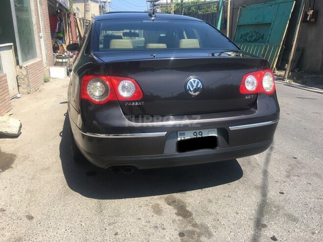 Volkswagen Passat 2005, 290,000 km - 2.0 l - Bakı