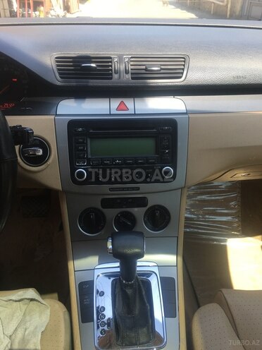 Volkswagen Passat 2005, 290,000 km - 2.0 l - Bakı