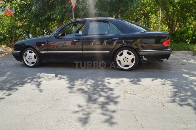 Mercedes E 280 1999, 359,000 km - 2.8 l - Bakı