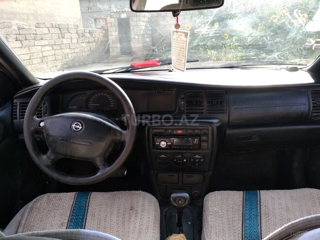 Opel Vectra 1998, 150,000 km - 0.2 l - Bakı