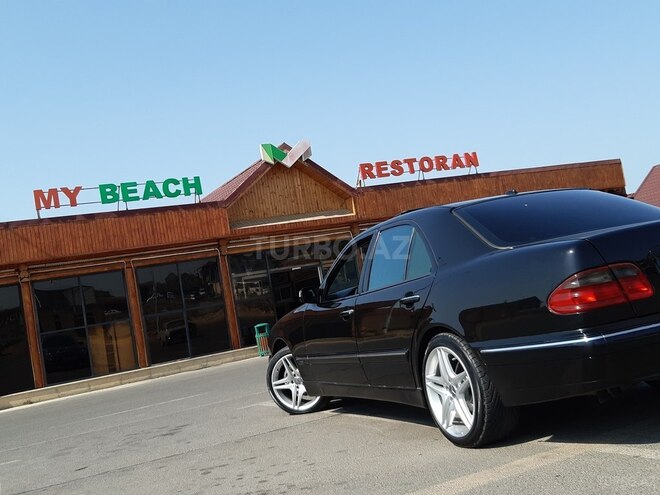 Mercedes E 320 2000, 309,000 km - 3.2 л - Bakı