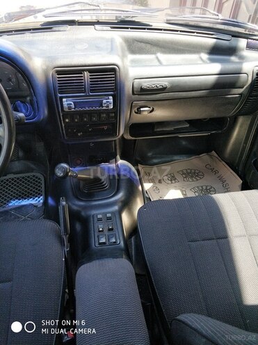 GAZ 3110 2002, 137,000 km - 2.3 l - Bakı
