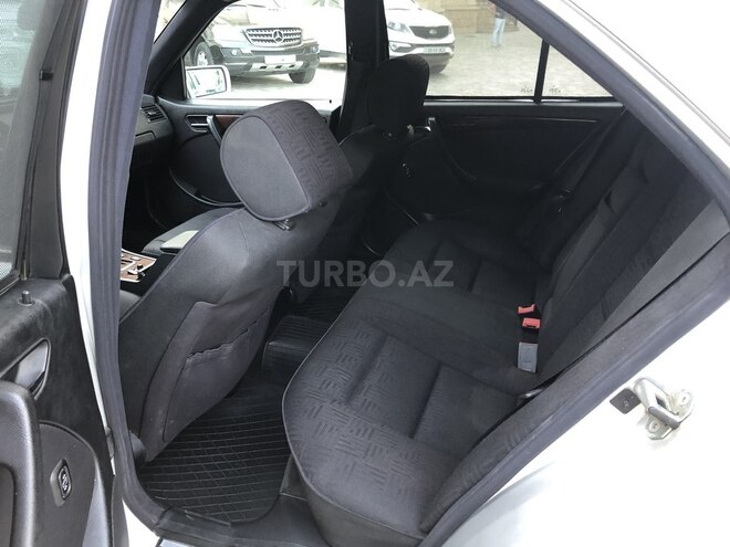 Mercedes C 240 1999, 242,000 km - 2.4 l - Bakı
