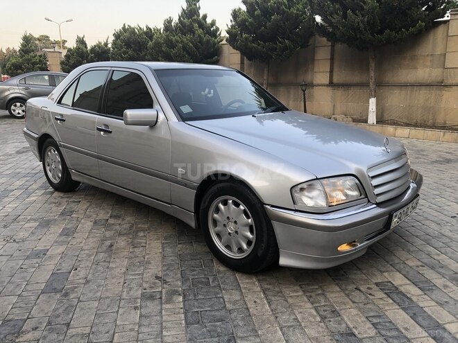 Mercedes C 240 1999, 242,000 km - 2.4 l - Bakı