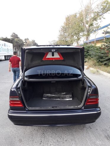 Mercedes E 230 1996, 350,000 km - 2.3 l - Bakı
