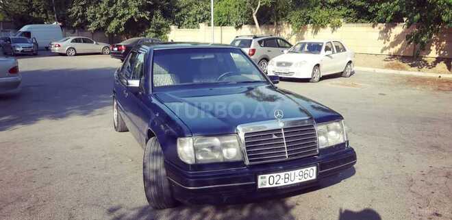 Mercedes E 300 1992, 300,000 km - 3.0 l - Bakı