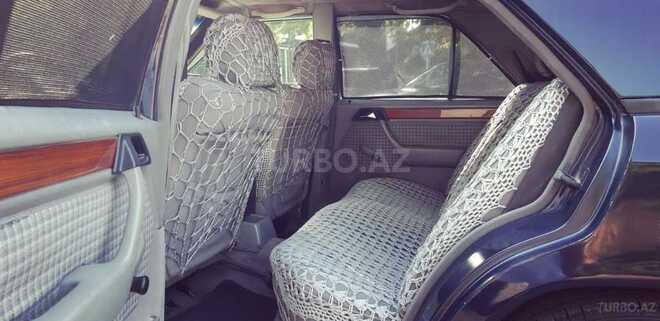 Mercedes E 300 1992, 300,000 km - 3.0 l - Bakı