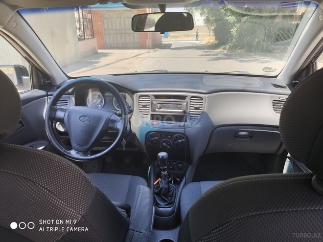 Kia Rio 2005, 280,000 km - 1.5 л - Bakı