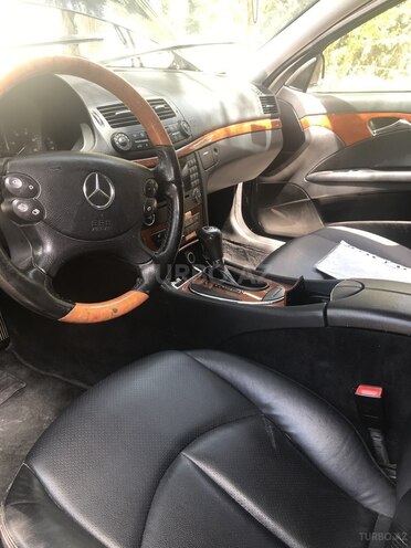 Mercedes E 300 2007, 200,000 km - 2.2 l - Bakı