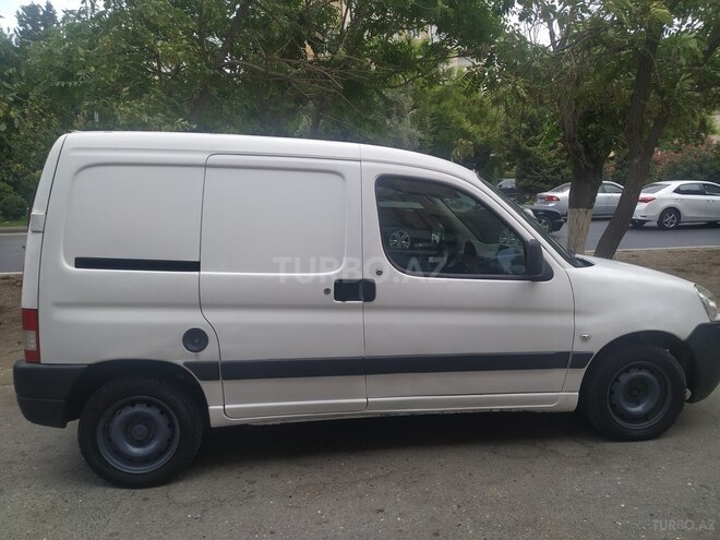 Peugeot Partner 2007, 200,000 km - 1.4 l - Bakı