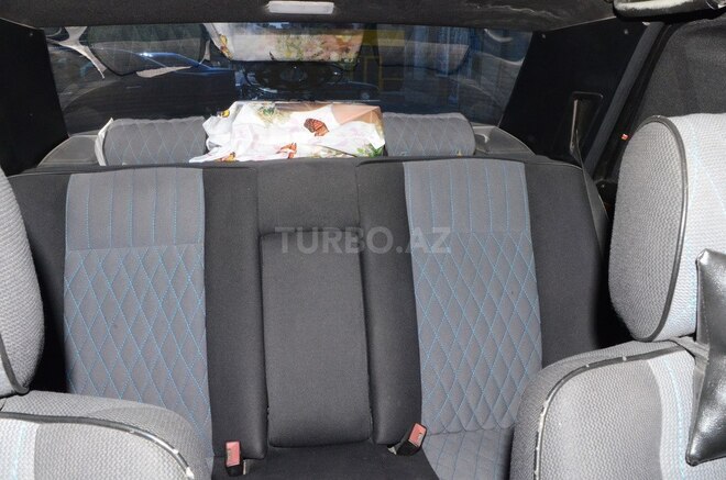 Mercedes E 200 1995, 25,000 km - 2.0 l - Bakı