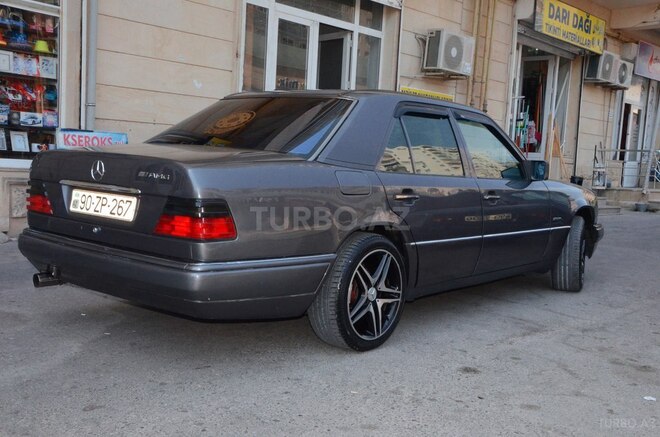Mercedes E 200 1995, 25,000 km - 2.0 l - Bakı