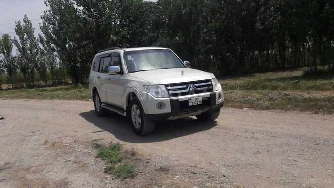 Mitsubishi Pajero 2007, 125,000 km - 3.0 l - Bakı