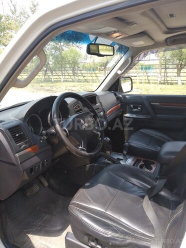 Mitsubishi Pajero 2007, 125,000 km - 3.0 l - Bakı