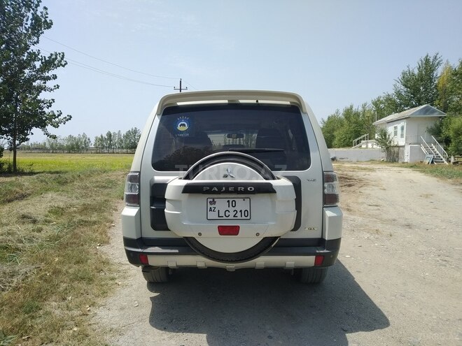 Mitsubishi Pajero 2007, 125,000 km - 3.0 l - Bakı