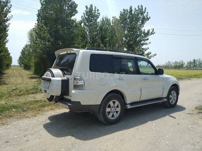 Mitsubishi Pajero 2007, 125,000 km - 3.0 l - Bakı