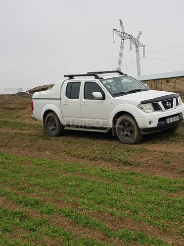 Nissan Navara 2008, 305,000 km - 0.3 l - Bakı