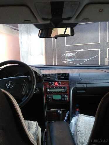 Mercedes C 180 1999, 300,023 km - 1.8 л - Bakı