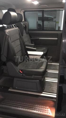 Volkswagen Multivan 2017, 25,000 km - 2.0 l - Bakı