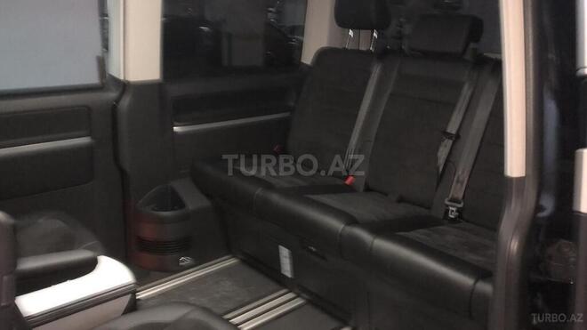 Volkswagen Multivan 2017, 25,000 km - 2.0 l - Bakı
