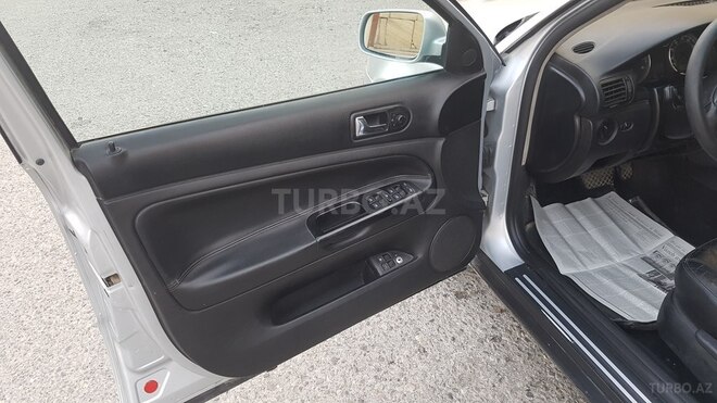 Volkswagen Passat 2002, 174,000 km - 1.8 л - Bakı