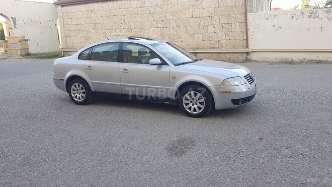 Volkswagen Passat 2002, 174,000 km - 1.8 л - Bakı