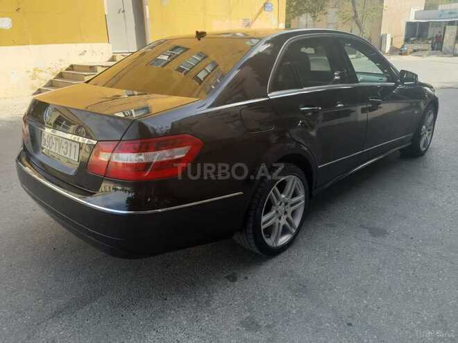 Mercedes E 220 2009, 198,900 km - 2.2 l - Sumqayıt