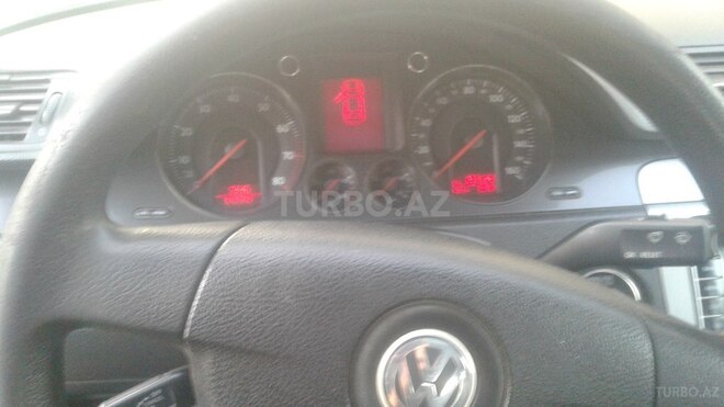 Volkswagen Passat 2005, 210,000 km - 0.2 l - Salyan