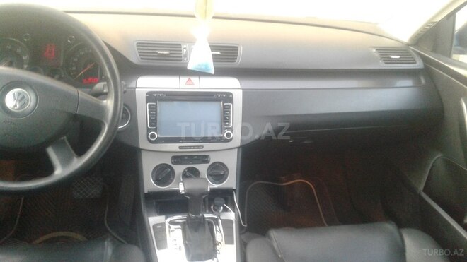 Volkswagen Passat 2005, 210,000 km - 0.2 l - Salyan