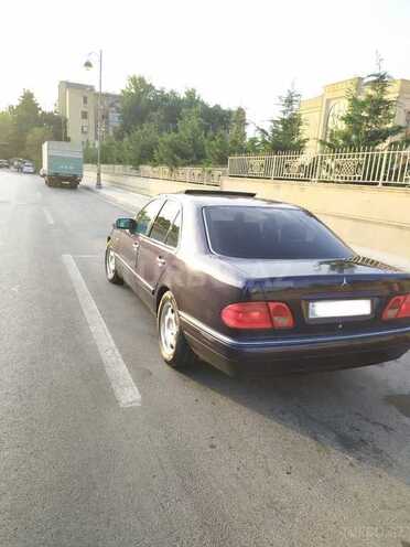 Mercedes E 230 1996, 214,657 km - 2.3 l - Bakı