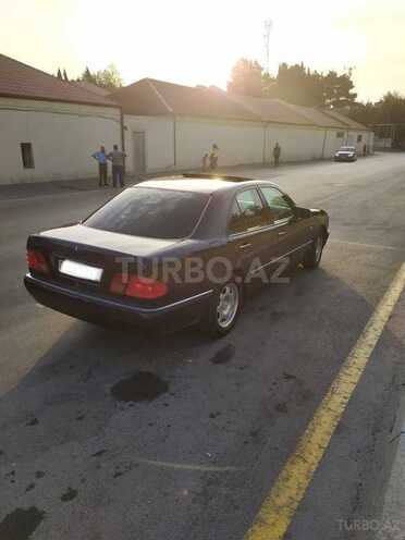 Mercedes E 230 1996, 214,657 km - 2.3 l - Bakı