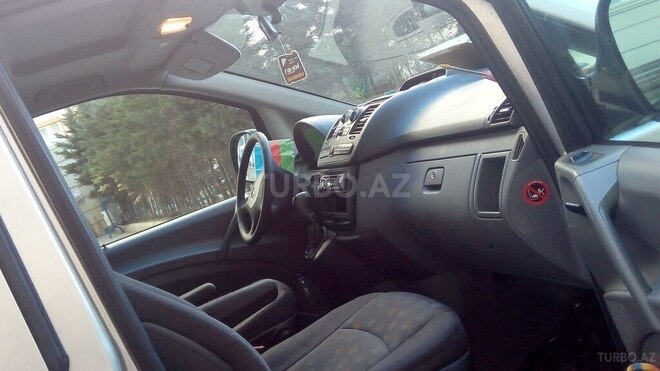 Mercedes Vito 115 2009, 300,000 km - 0.2 л - Xırdalan